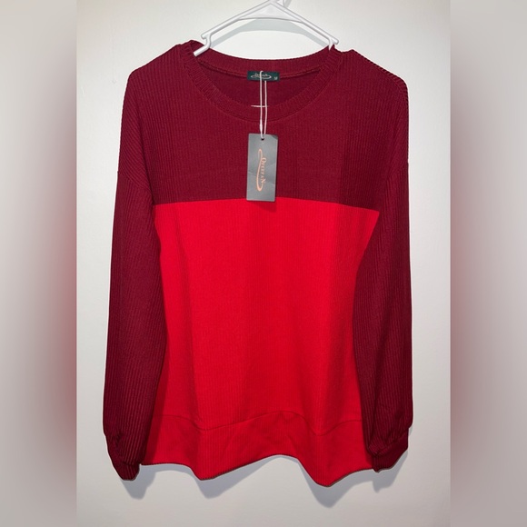 NWT Ofeefan Ribbed Knit Lightweight Sweater Long Sleeve Red Women’s Size Medium - Picture 1 of 5